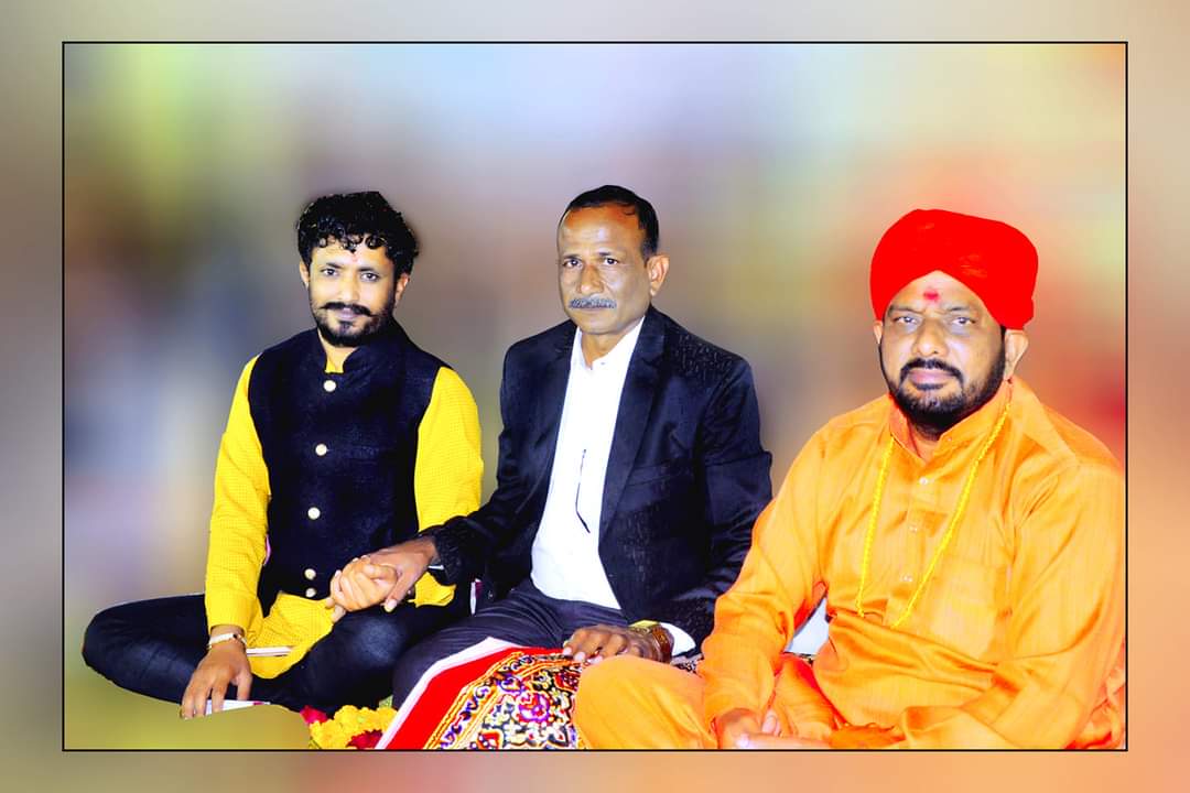 Gopalsinh Solanki at Kamboi community event