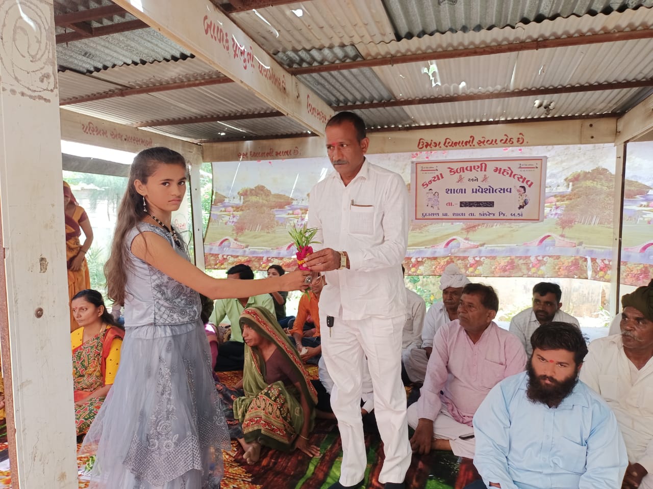 Gopalsinh Solanki at Banaskantha community project